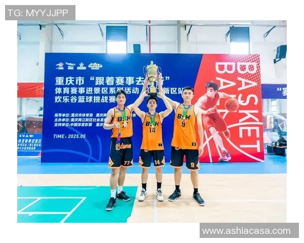 重庆篮球队的节奏揭秘:激情与技巧交织的赛场故事 重庆篮球队的节奏揭秘:激情与技巧交织的赛场故事